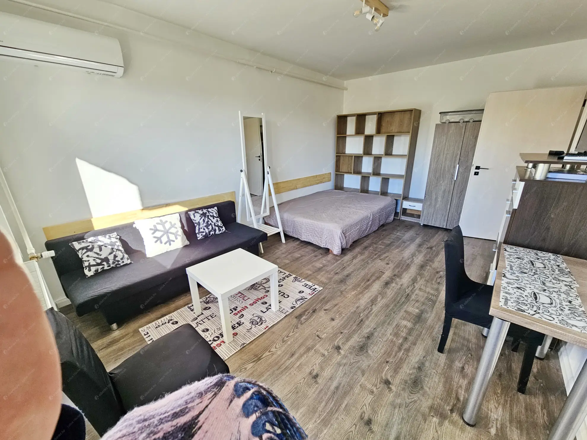 Kiadó albérlet 190000 Ft/hó áron: Budapest, XV. kerület  Kossuth utca. Mérete: 30 nm, 1 szobás | Alberlet.hu - 6569547