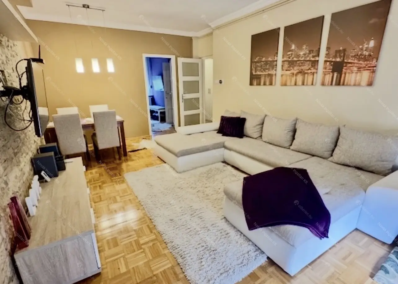 Kiadó albérlet 295000 Ft/hó áron: Budapest, XV. kerület  Lóvasút köz. Mérete: 54 nm, 2 szobás | Alberlet.hu - 6646732