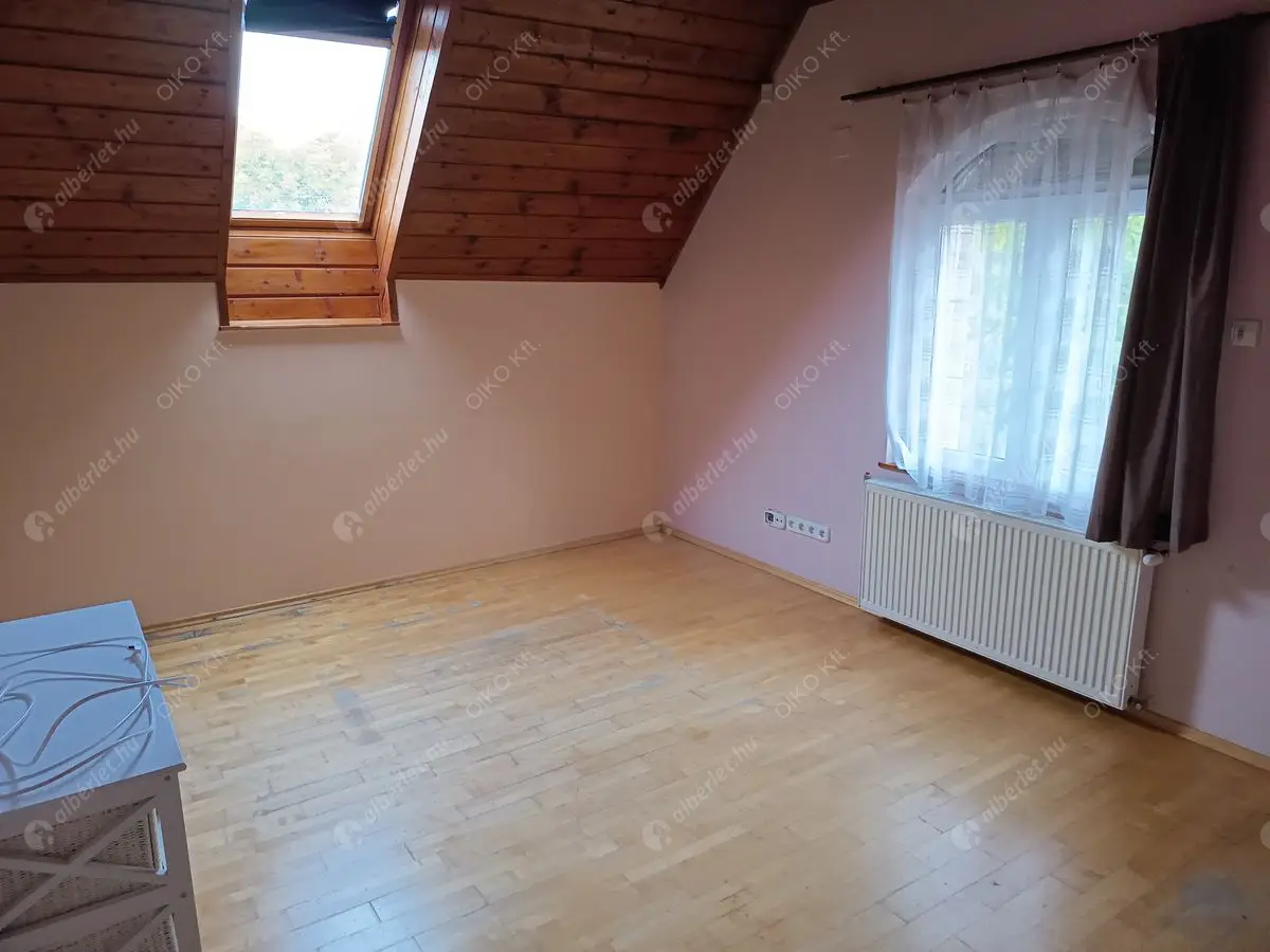 Kiadó albérlet 480000 Ft/hó áron: Budapest, XV. kerület  Madách utca. Mérete: 180 nm, 5 szobás | Alberlet.hu - 6570493