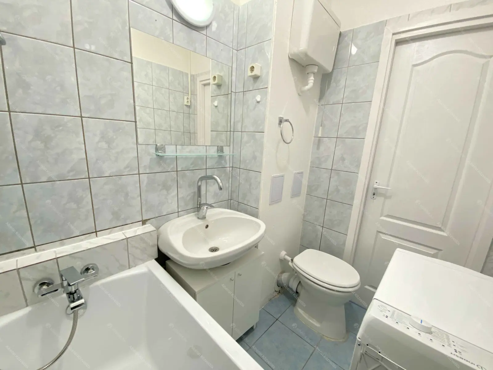 Kiadó albérlet 185000 Ft/hó áron: Budapest, XV. kerület  Nyírpalota utca. Mérete: 35 nm, 1 szobás | Alberlet.hu - 6702109