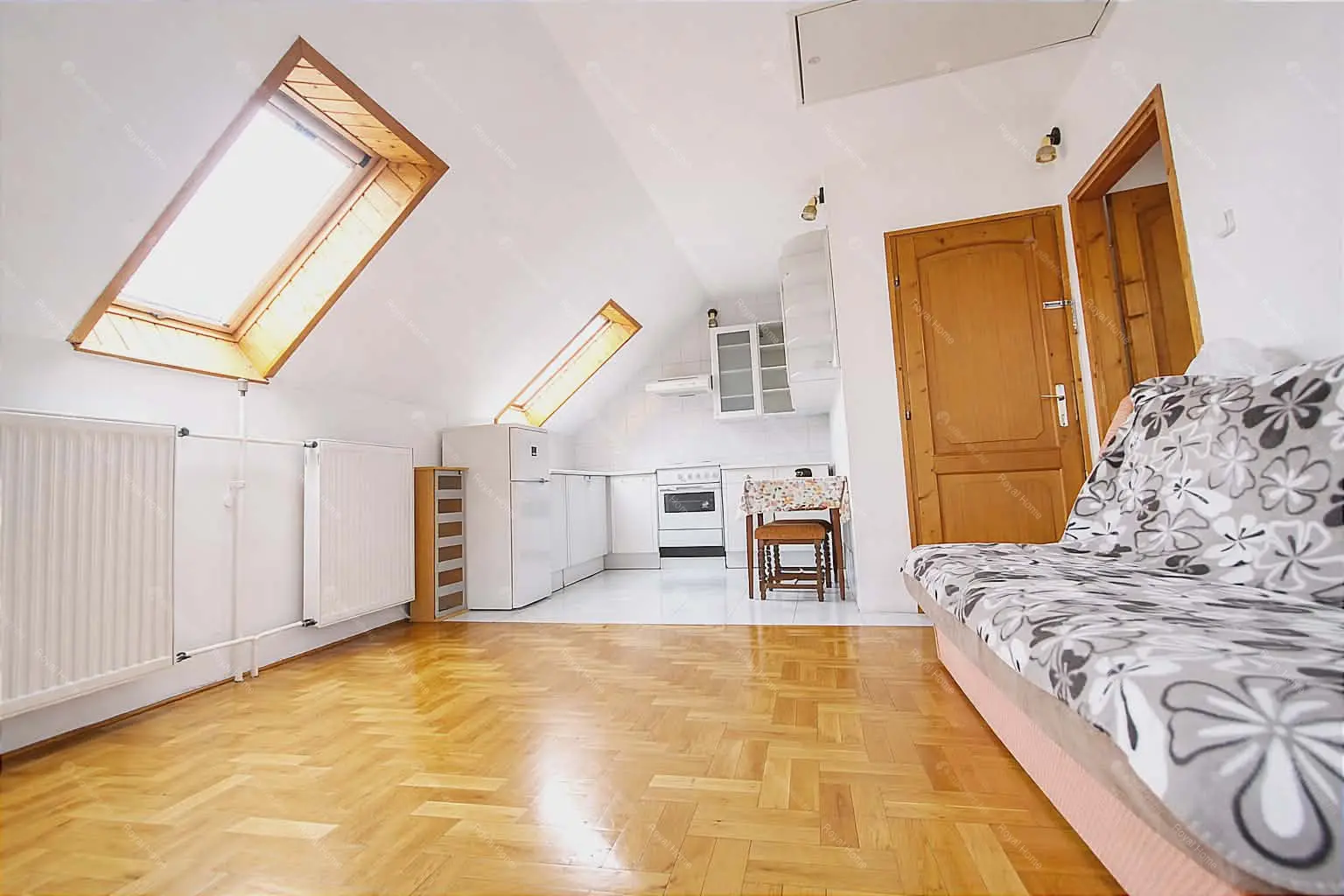 Kiadó albérlet 219000 Ft/hó áron: Budapest, XV. kerület  Öregfalusi utca. Mérete: 50 nm, 2 szobás | Alberlet.hu - 6700095