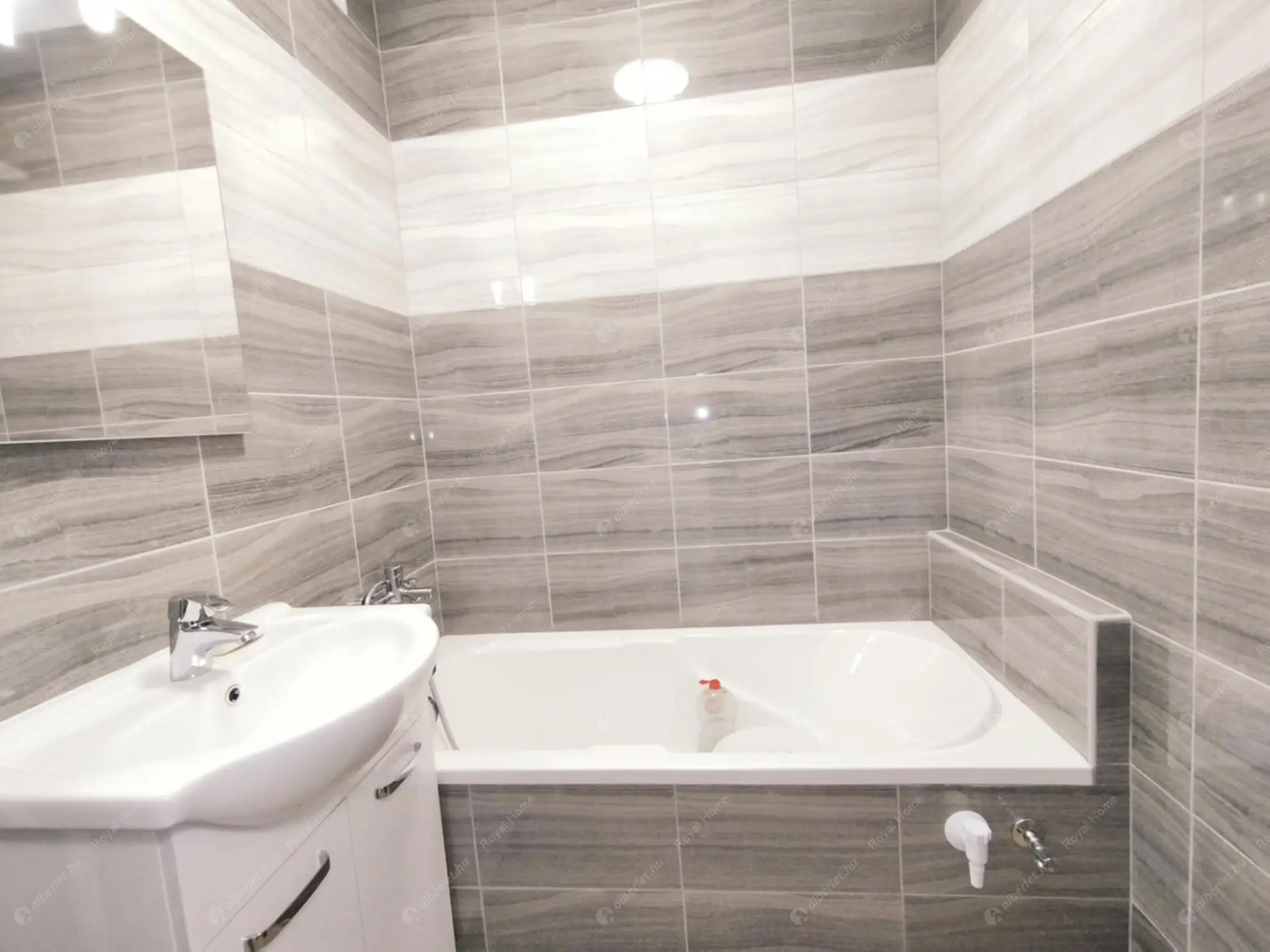 Kiadó albérlet 189000 Ft/hó áron: Budapest, XV. kerület  Páskomliget utca. Mérete: 47 nm, 2 szobás | Alberlet.hu - 6590363