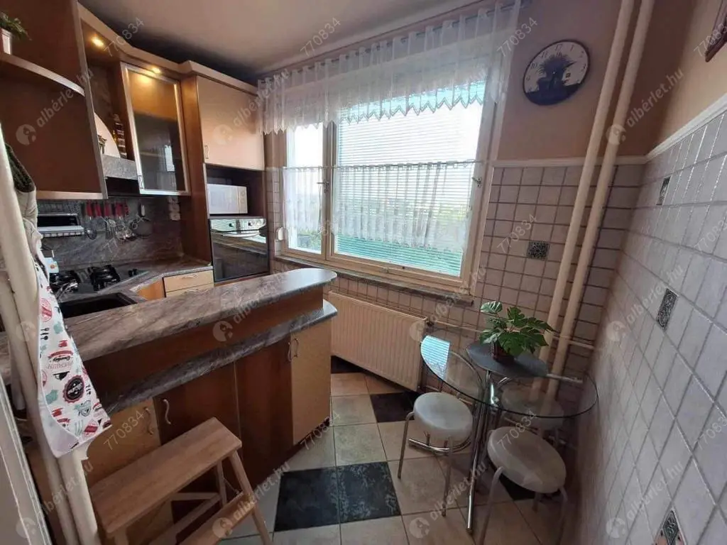 Kiadó albérlet 290000 Ft/hó áron: Budapest, XV. kerület  Páskomliget utca. Mérete: 74 nm, 3 szobás | Alberlet.hu - 6579457