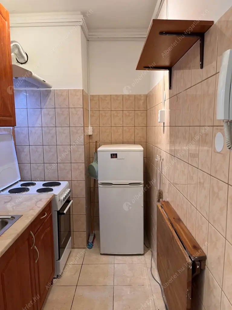 Kiadó albérlet 200000 Ft/hó áron: Budapest, XV. kerület  Sárfű utca. Mérete: 35 nm, 1 szobás | Alberlet.hu - 6636493