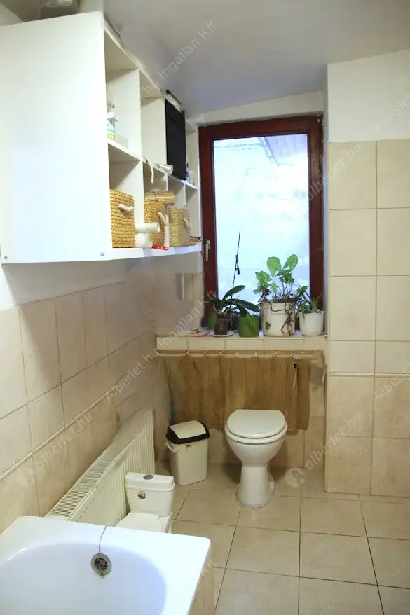 Kiadó albérlet 200000 Ft/hó áron: Budapest, XV. kerület  Tompa Mihály utca. Mérete: 50 nm, 2 szobás | Alberlet.hu - 6632970