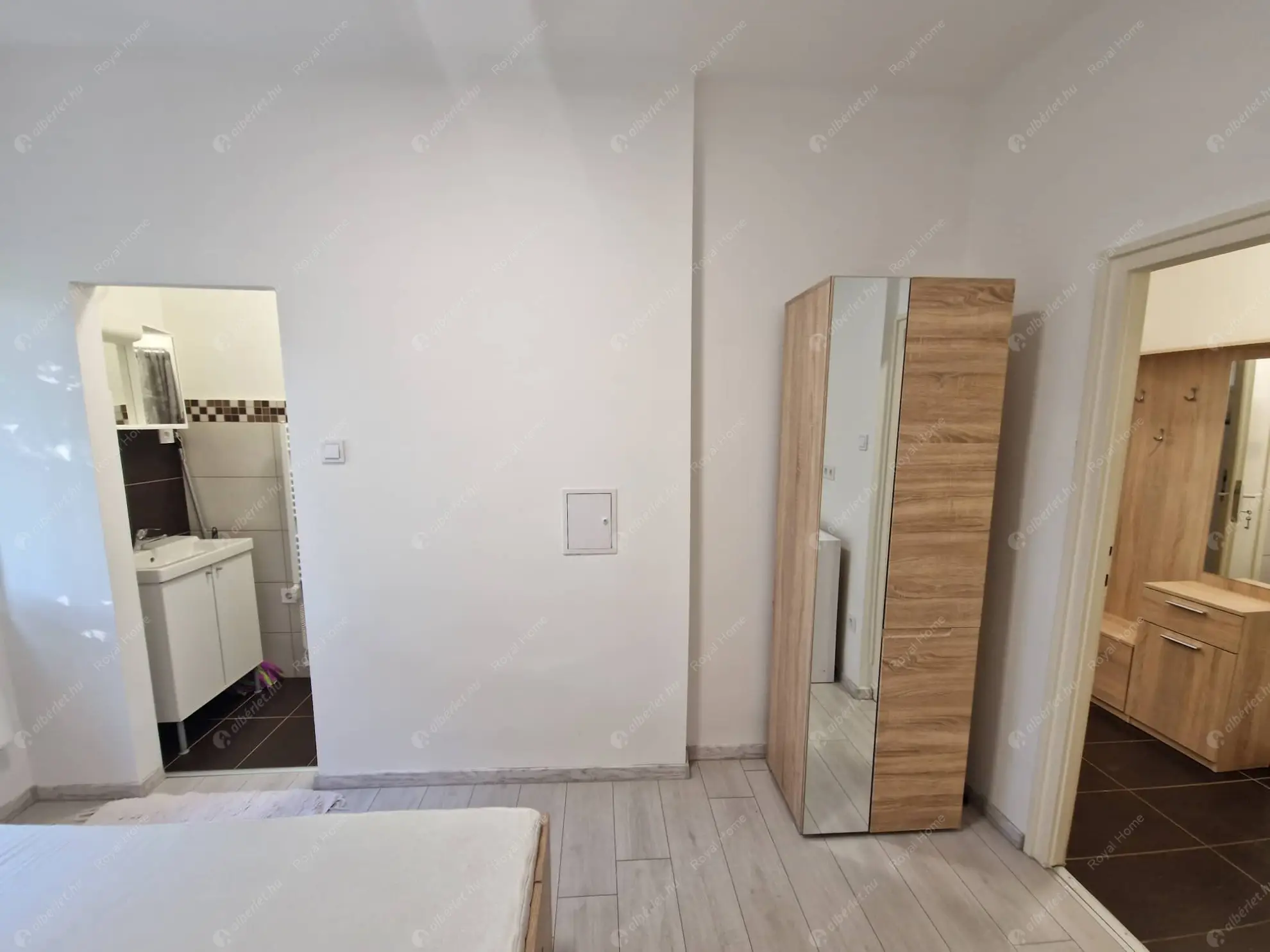 Kiadó albérlet 220000 Ft/hó áron: Budapest, XV. kerület  Törökszegfű tér. Mérete: 34 nm, 2 szobás | Alberlet.hu - 6611232