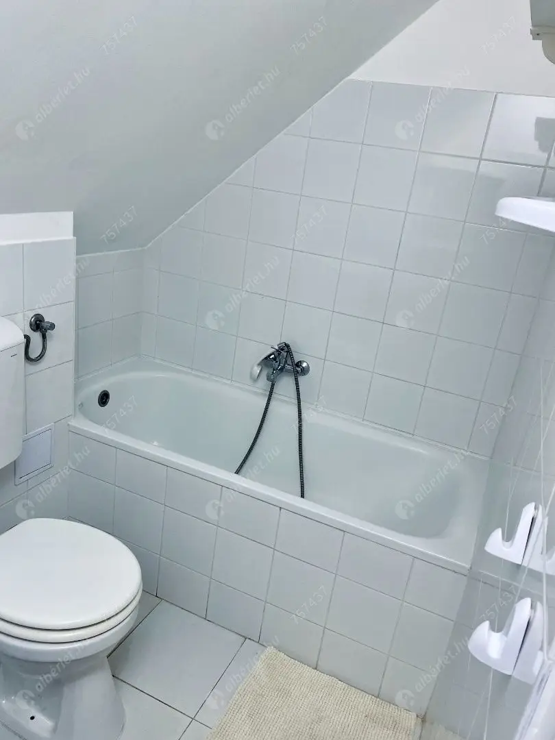 Kiadó albérlet 180000 Ft/hó áron: Budapest, XVI. kerület  Állás utca. Mérete: 40 nm, 2 szobás | Alberlet.hu - 6395006