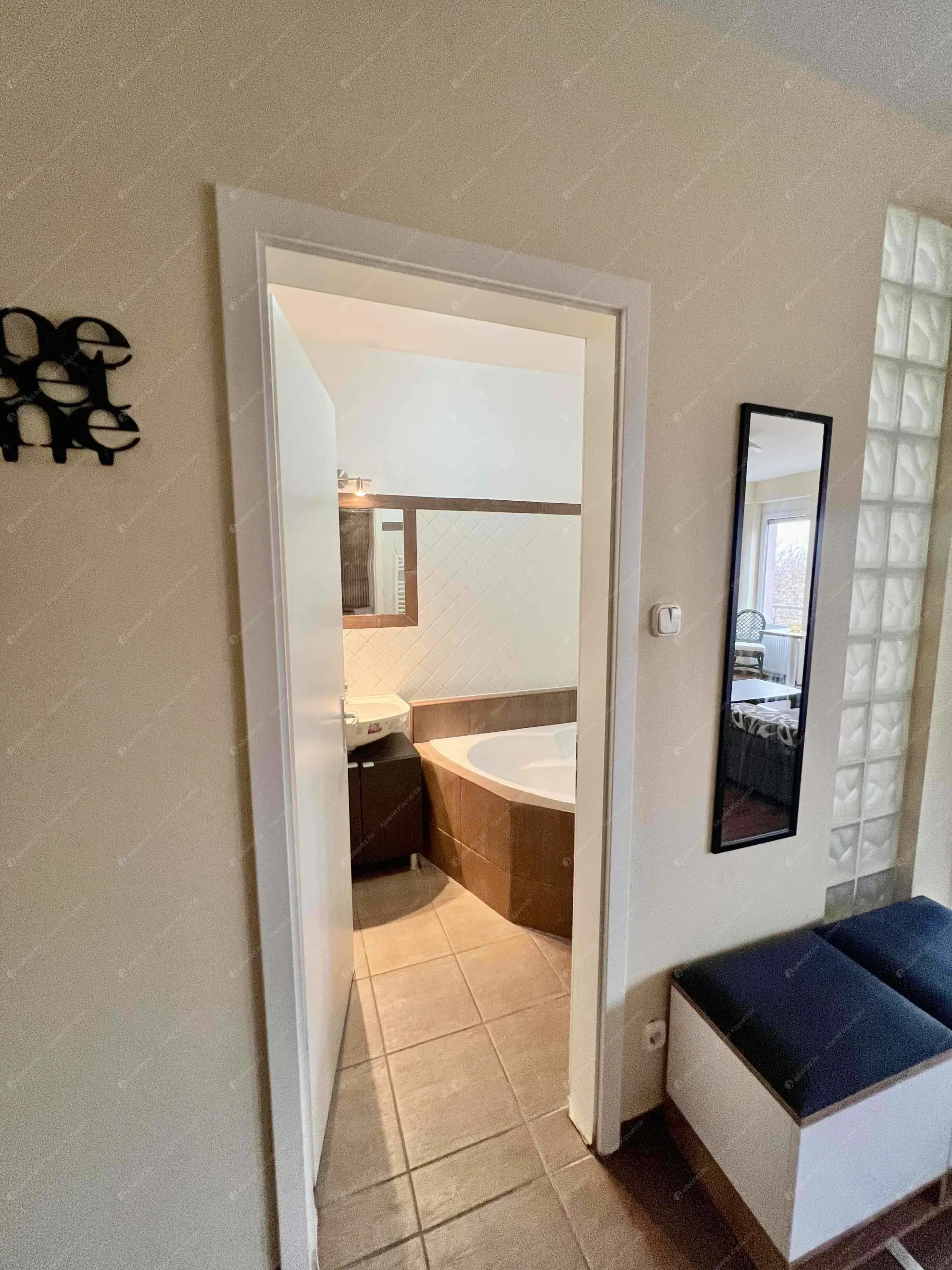 Kiadó albérlet 200000 Ft/hó áron: Budapest, XVI. kerület  Bányász utca. Mérete: 38 nm, 1 szobás | Alberlet.hu - 6591728