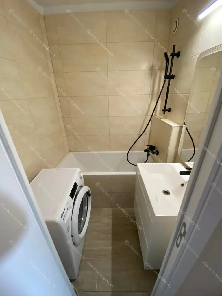 Kiadó albérlet 240000 Ft/hó áron: Budapest, XVI. kerület  Bercsényi utca. Mérete: 67 nm, 2 szobás | Alberlet.hu - 6669301