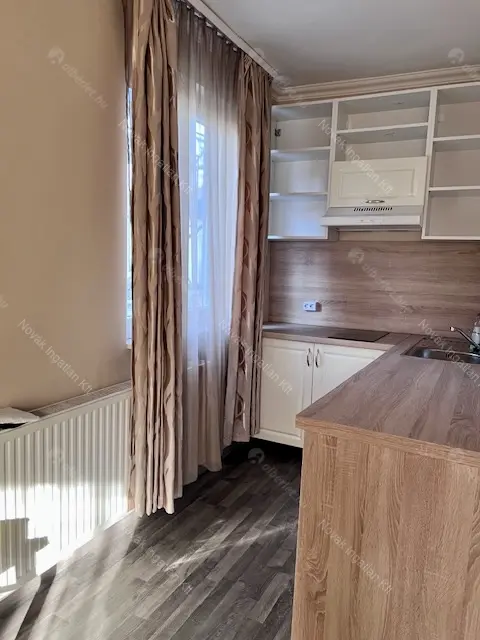 Kiadó albérlet 200000 Ft/hó áron: Budapest, XVI. kerület  Cziráki utca. Mérete: 38 nm, 2 szobás | Alberlet.hu - 6709077