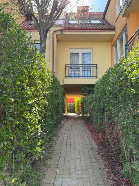 Kiadó albérlet 290000 Ft/hó áron: Budapest, XVI. kerület  Felsőmalom utca. Mérete: 60 nm, 2 szobás | Alberlet.hu - 6588060