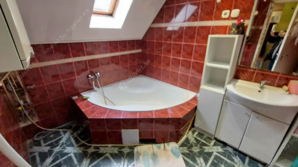 Kiadó albérlet 210000 Ft/hó áron: Budapest, XVI. kerület  Hermina út. Mérete: 57 nm, 1 szobás | Alberlet.hu - 6579657