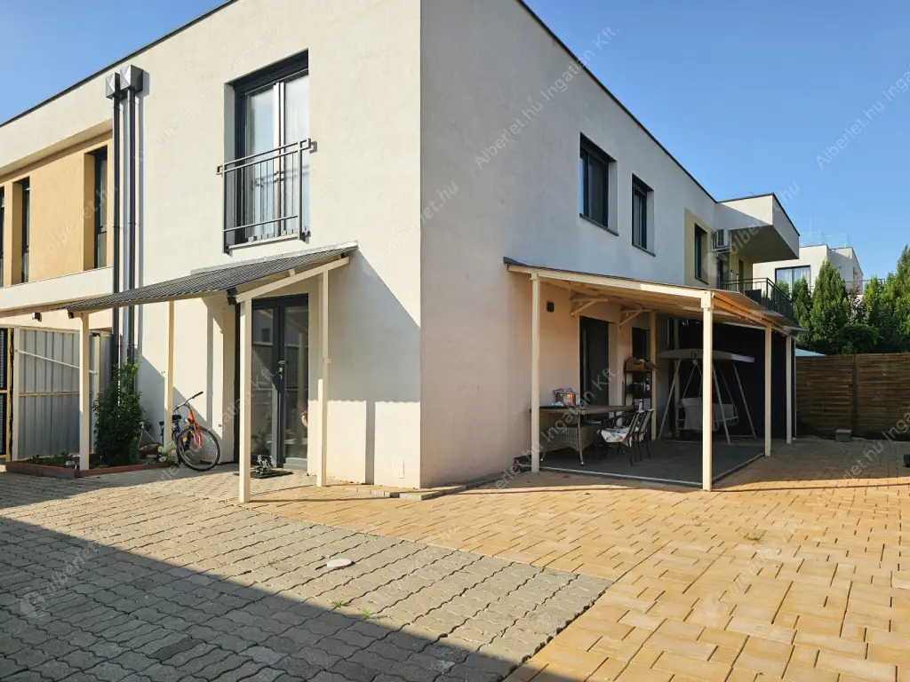 Kiadó albérlet 750000 Ft/hó áron: Budapest, XVI. kerület  Iskola utca. Mérete: 100 nm, 4 szobás | Alberlet.hu - 6599833