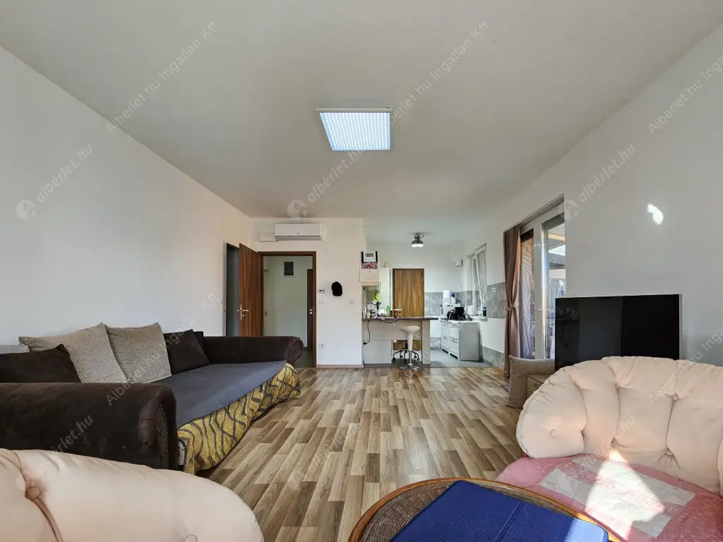 Kiadó albérlet 750000 Ft/hó áron: Budapest, XVI. kerület  Iskola utca. Mérete: 100 nm, 4 szobás | Alberlet.hu - 6599840