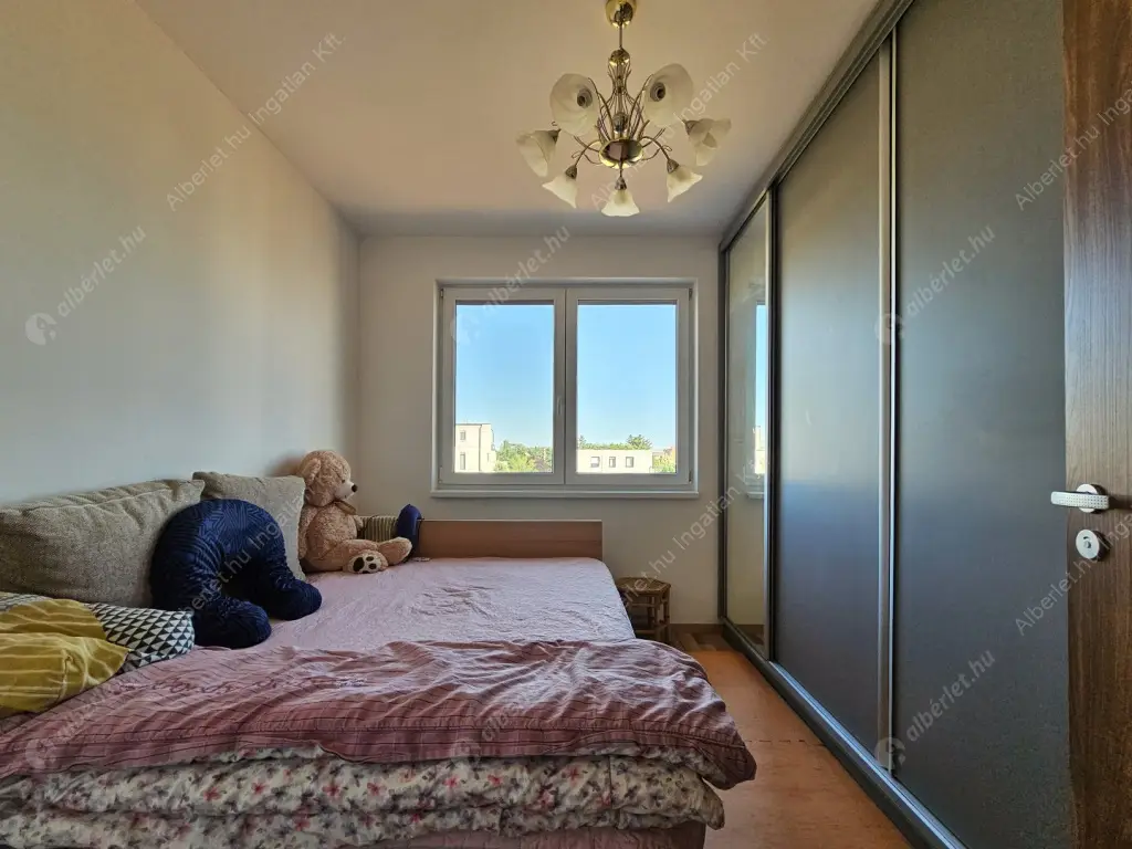 Kiadó albérlet 750000 Ft/hó áron: Budapest, XVI. kerület  Iskola utca. Mérete: 100 nm, 4 szobás | Alberlet.hu - 6599851