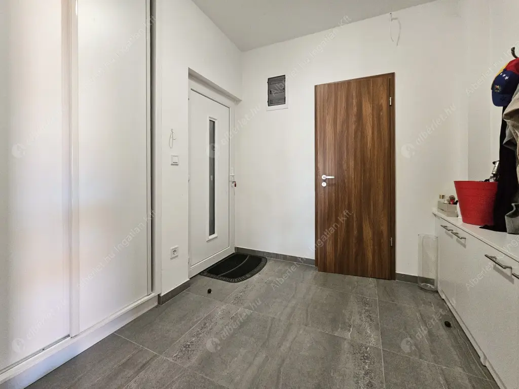 Kiadó albérlet 750000 Ft/hó áron: Budapest, XVI. kerület  Iskola utca. Mérete: 100 nm, 4 szobás | Alberlet.hu - 6599855