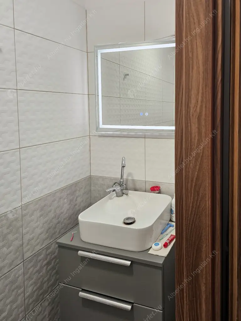 Kiadó albérlet 750000 Ft/hó áron: Budapest, XVI. kerület  Iskola utca. Mérete: 100 nm, 4 szobás | Alberlet.hu - 6599857