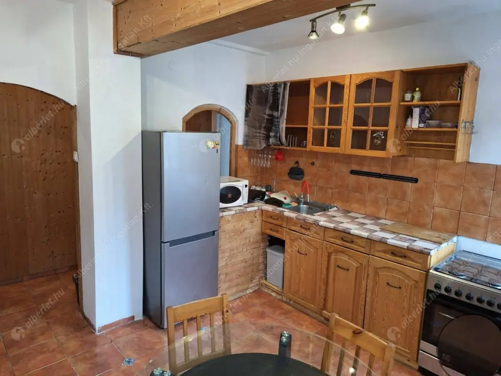 Kiadó albérlet 220000 Ft/hó áron: Budapest, XVI. kerület  Koronafürt utca. Mérete: 50 nm, 1 szobás | Alberlet.hu - 6599890