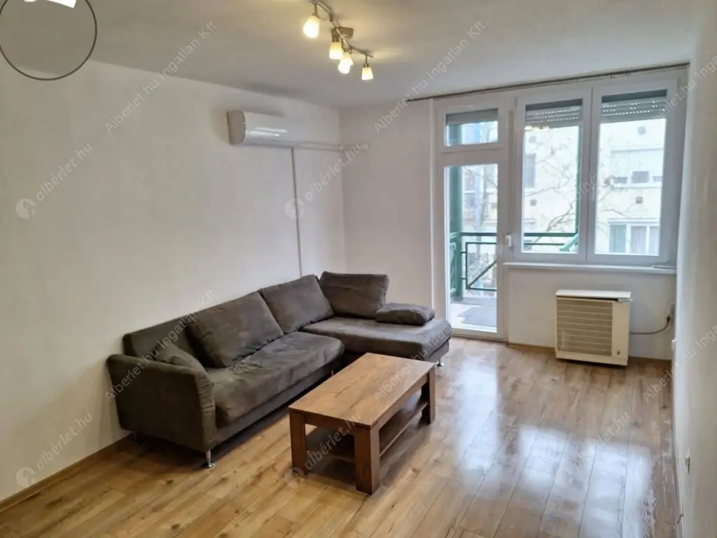 Kiadó albérlet 220000 Ft/hó áron: Budapest, XVI. kerület  Koronafürt utca. Mérete: 50 nm, 1 szobás | Alberlet.hu - 6600691