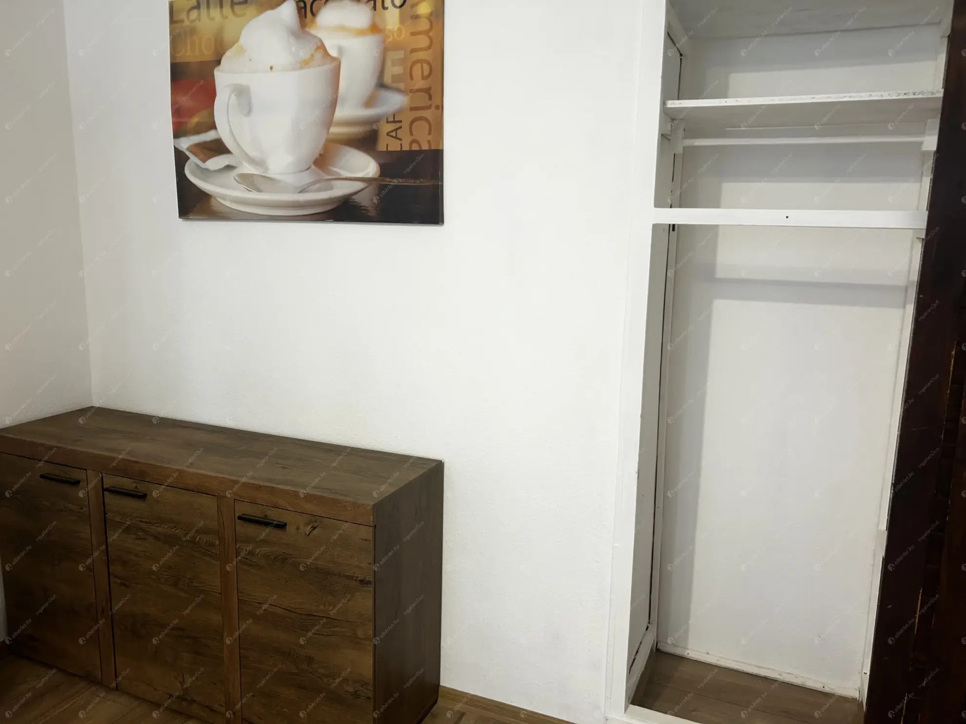 Kiadó albérlet 220000 Ft/hó áron: Budapest, XVI. kerület  Koronafürt utca. Mérete: 51 nm, 1 szobás | Alberlet.hu - 6599657