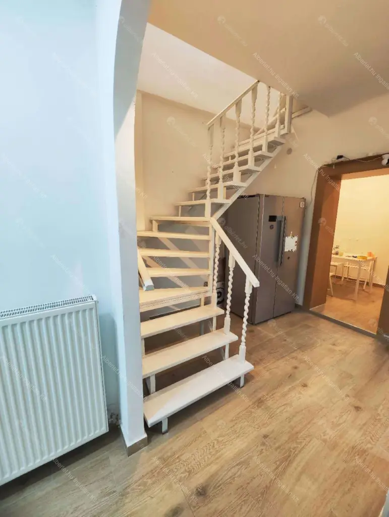 Kiadó albérlet 476000 Ft/hó áron: Budapest, XVI. kerület  Lapos köz. Mérete: 166 nm, 5 szobás | Alberlet.hu - 6697991