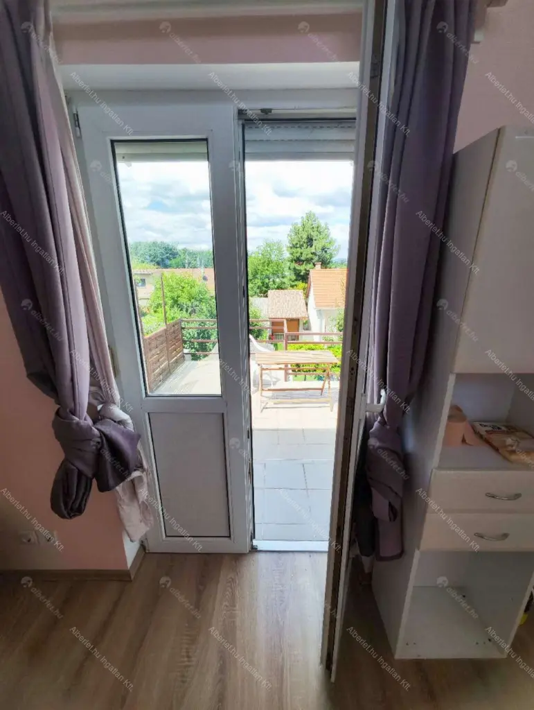 Kiadó albérlet 450000 Ft/hó áron: Budapest, XVI. kerület  Lapos köz. Mérete: 166 nm, 5 szobás | Alberlet.hu - 6706591