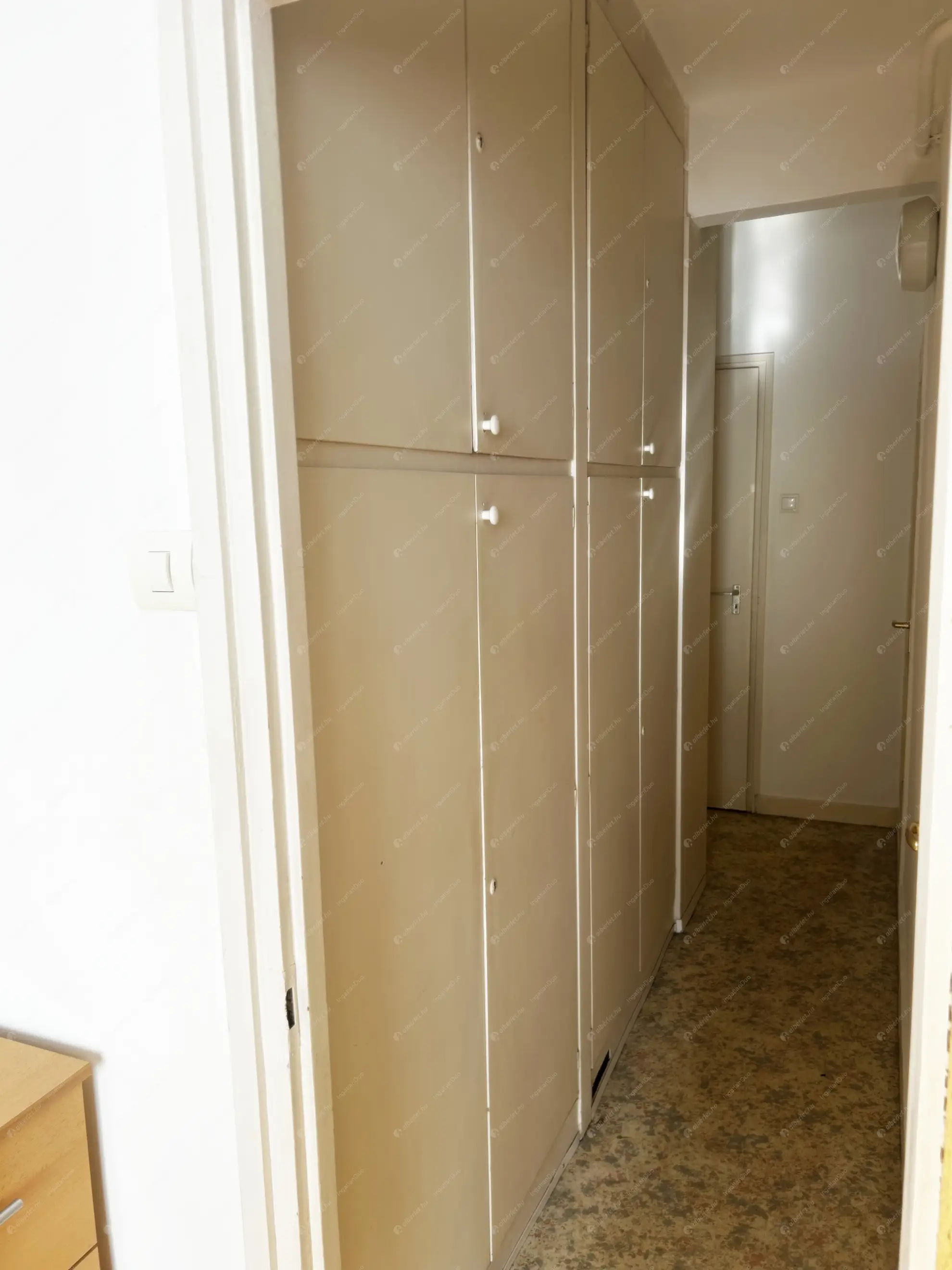 Kiadó albérlet 200000 Ft/hó áron: Budapest, XVI. kerület  Margit utca. Mérete: 55 nm, 1 szobás | Alberlet.hu - 6568565