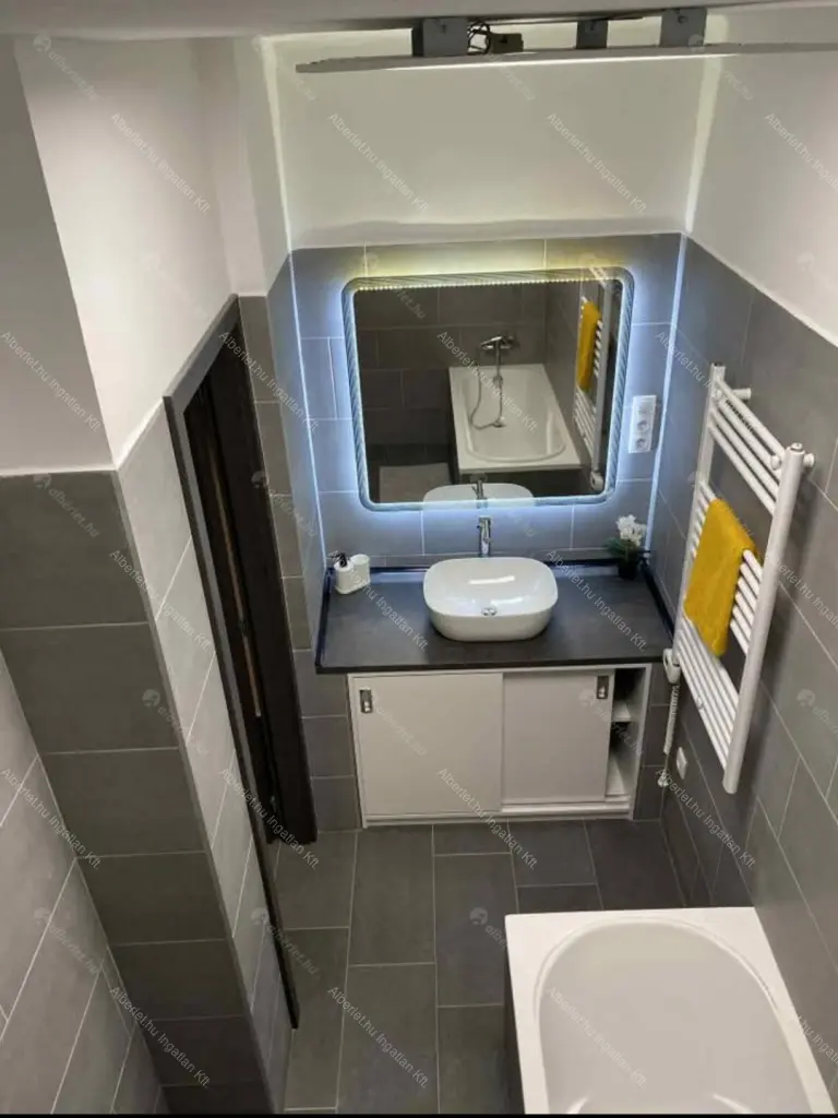 Kiadó albérlet 230000 Ft/hó áron: Budapest, XVI. kerület  Molnár István sétány. Mérete: 52 nm, 2 szobás | Alberlet.hu - 6703618