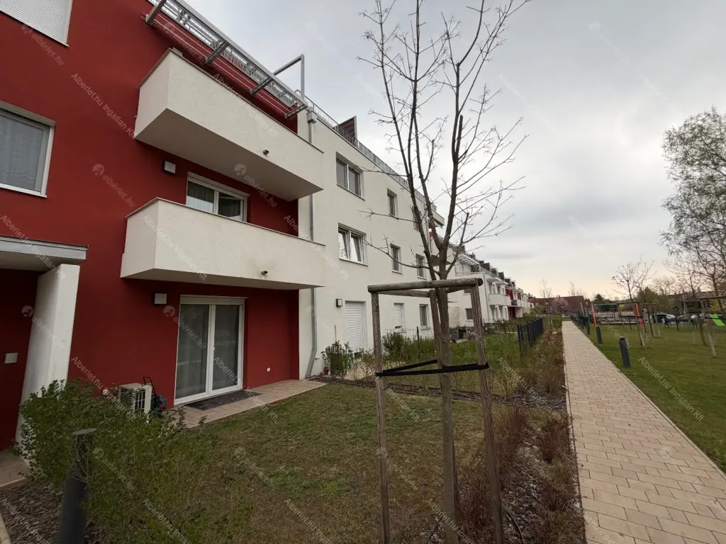 Kiadó albérlet 280000 Ft/hó áron: Budapest, XVI. kerület  Nyitra utca. Mérete: 46 nm, 2 szobás | Alberlet.hu - 6688519