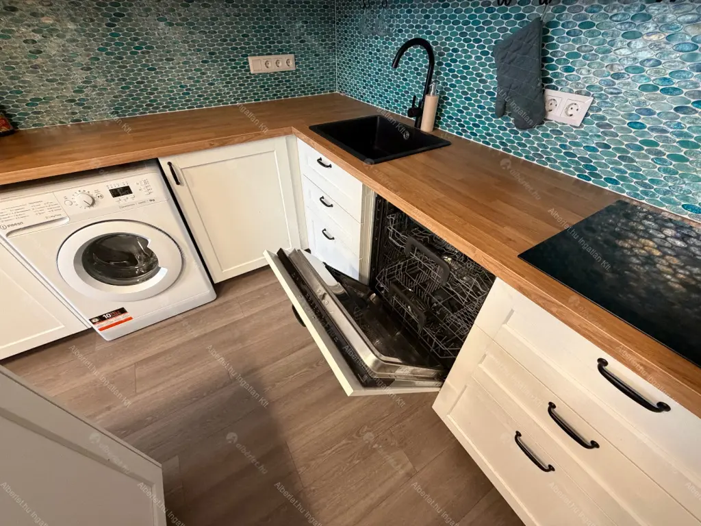 Kiadó albérlet 280000 Ft/hó áron: Budapest, XVI. kerület  Nyitra utca. Mérete: 46 nm, 2 szobás | Alberlet.hu - 6688521