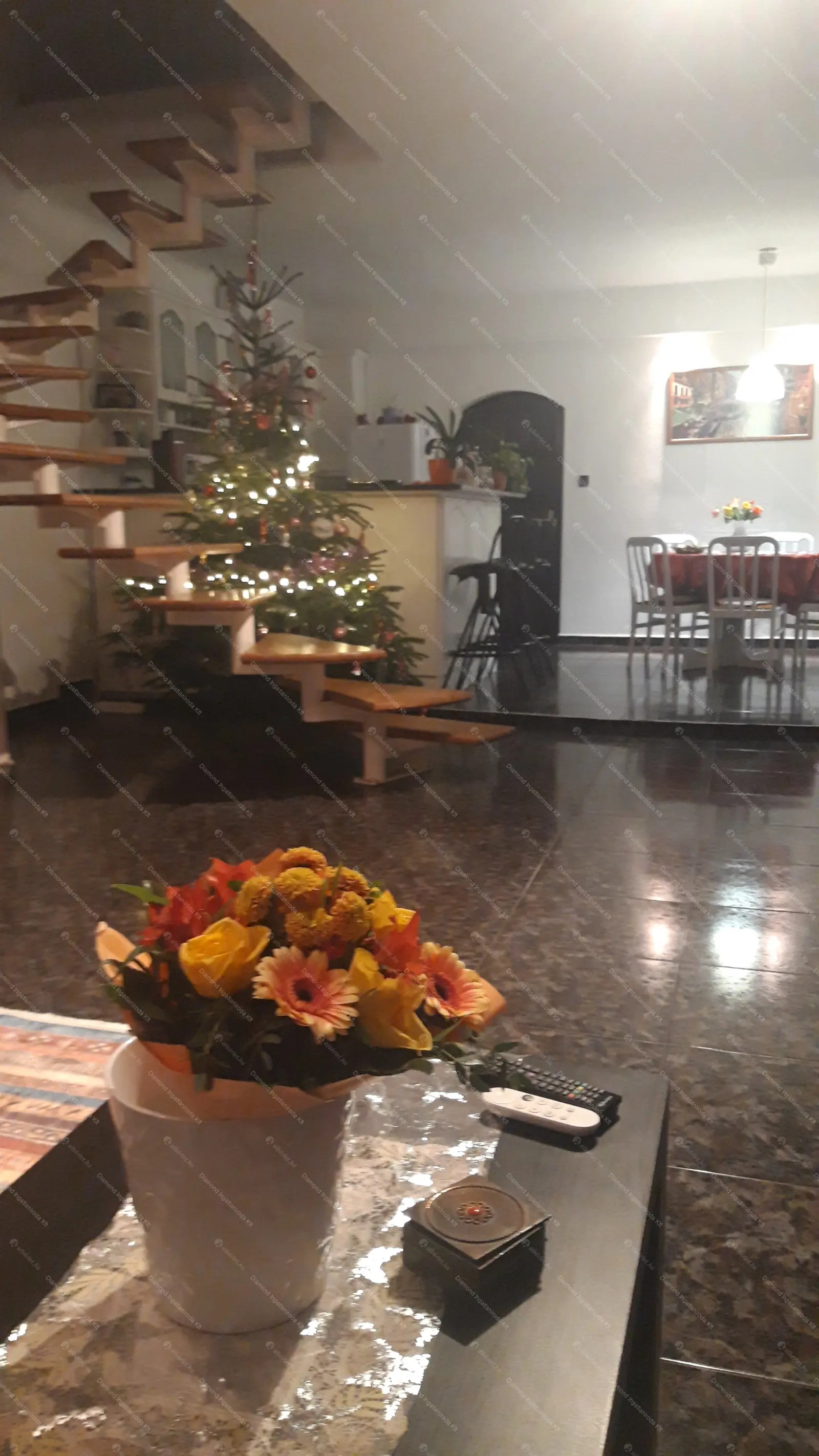 Kiadó albérlet 550000 Ft/hó áron: Budapest, XVI. kerület  Õrvezető utca. Mérete: 200 nm, 5 szobás | Alberlet.hu - 6643139