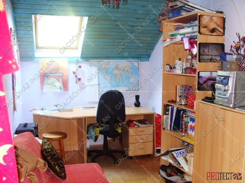 Kiadó albérlet 550000 Ft/hó áron: Budapest, XVI. kerület  Õrvezető utca. Mérete: 200 nm, 5 szobás | Alberlet.hu - 6643147