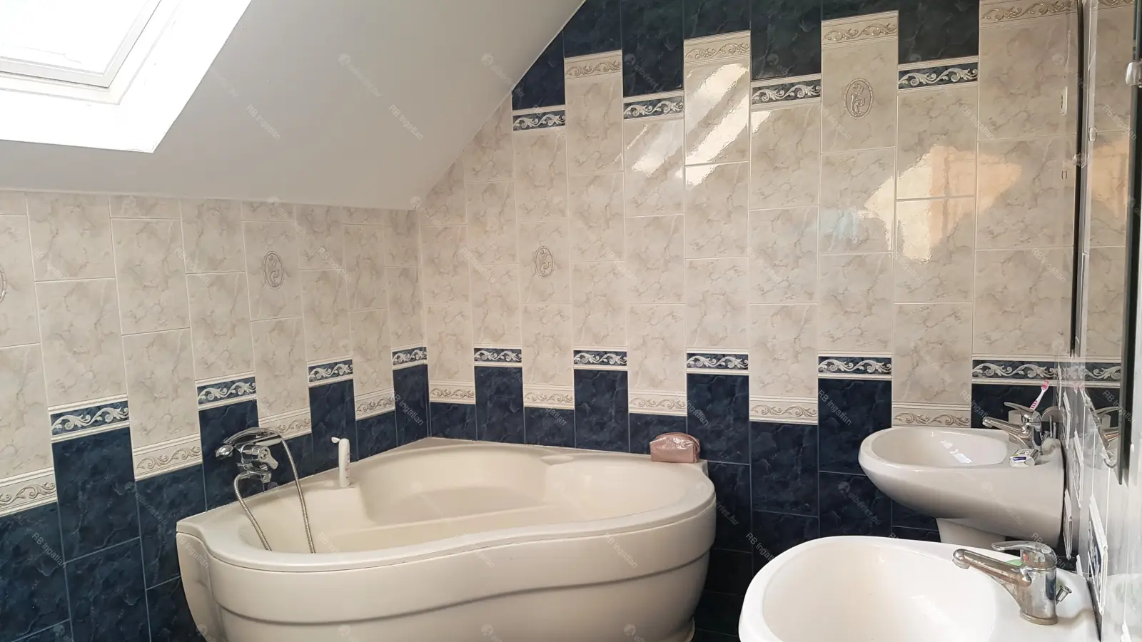 Kiadó albérlet 550000 Ft/hó áron: Budapest, XVI. kerület  Õrvezető utca. Mérete: 220 nm, 5 szobás | Alberlet.hu - 6683227