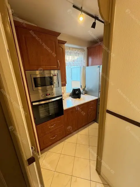 Kiadó albérlet 280000 Ft/hó áron: Budapest, XVI. kerület  Összefogás sétány. Mérete: 60 nm, 2 szobás | Alberlet.hu - 6641872