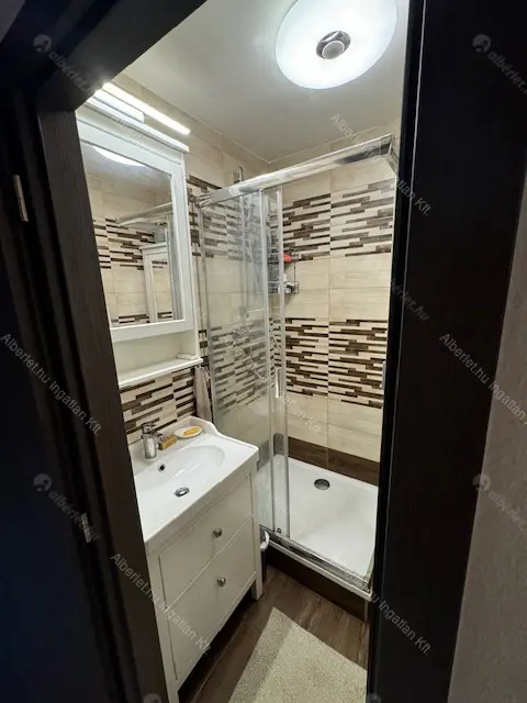 Kiadó albérlet 280000 Ft/hó áron: Budapest, XVI. kerület  Összefogás sétány. Mérete: 60 nm, 2 szobás | Alberlet.hu - 6641877