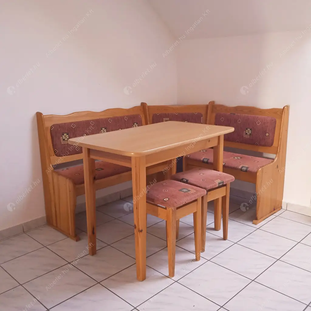 Kiadó albérlet 240000 Ft/hó áron: Budapest, XVI. kerület  Rákosi út. Mérete: 67 nm, 3 szobás | Alberlet.hu - 6614279