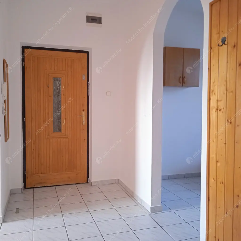 Kiadó albérlet 240000 Ft/hó áron: Budapest, XVI. kerület  Rákosi út. Mérete: 67 nm, 3 szobás | Alberlet.hu - 6614281