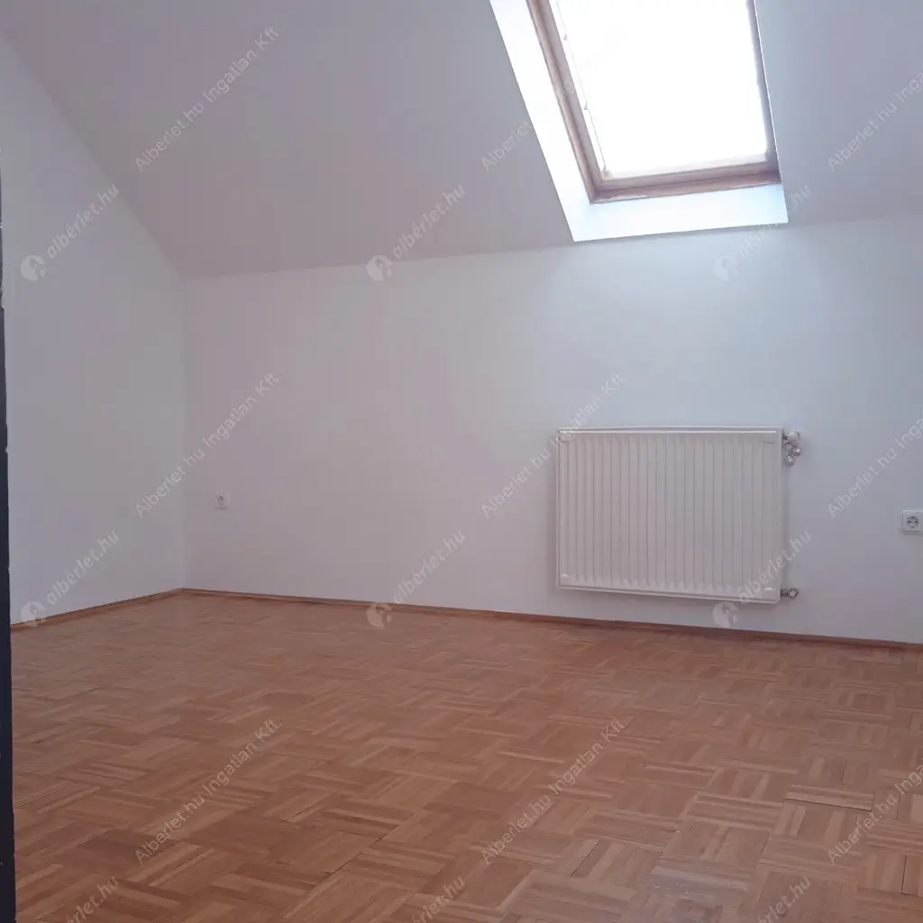 Kiadó albérlet 240000 Ft/hó áron: Budapest, XVI. kerület  Rákosi út. Mérete: 67 nm, 3 szobás | Alberlet.hu - 6618833