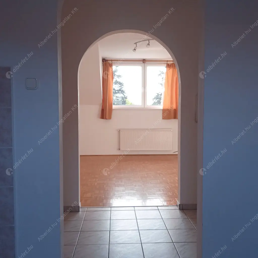 Kiadó albérlet 240000 Ft/hó áron: Budapest, XVI. kerület  Rákosi út. Mérete: 67 nm, 3 szobás | Alberlet.hu - 6618841