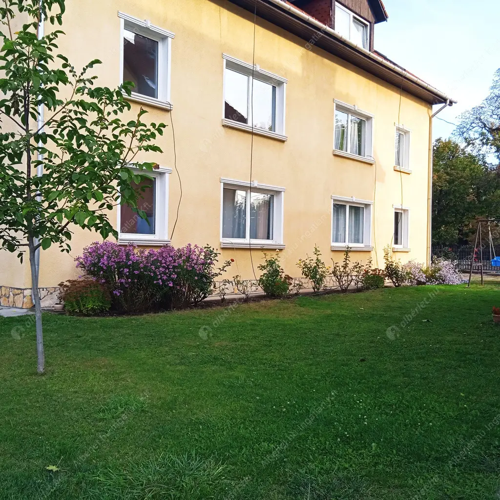 Kiadó albérlet 240000 Ft/hó áron: Budapest, XVI. kerület  Rákosi út. Mérete: 67 nm, 3 szobás | Alberlet.hu - 6618858