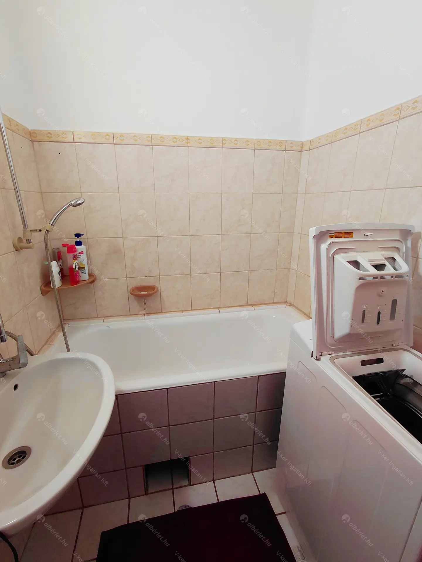 Kiadó albérlet 200000 Ft/hó áron: Budapest, XVI. kerület  Rigó utca. Mérete: 54 nm, 2 szobás | Alberlet.hu - 6504570