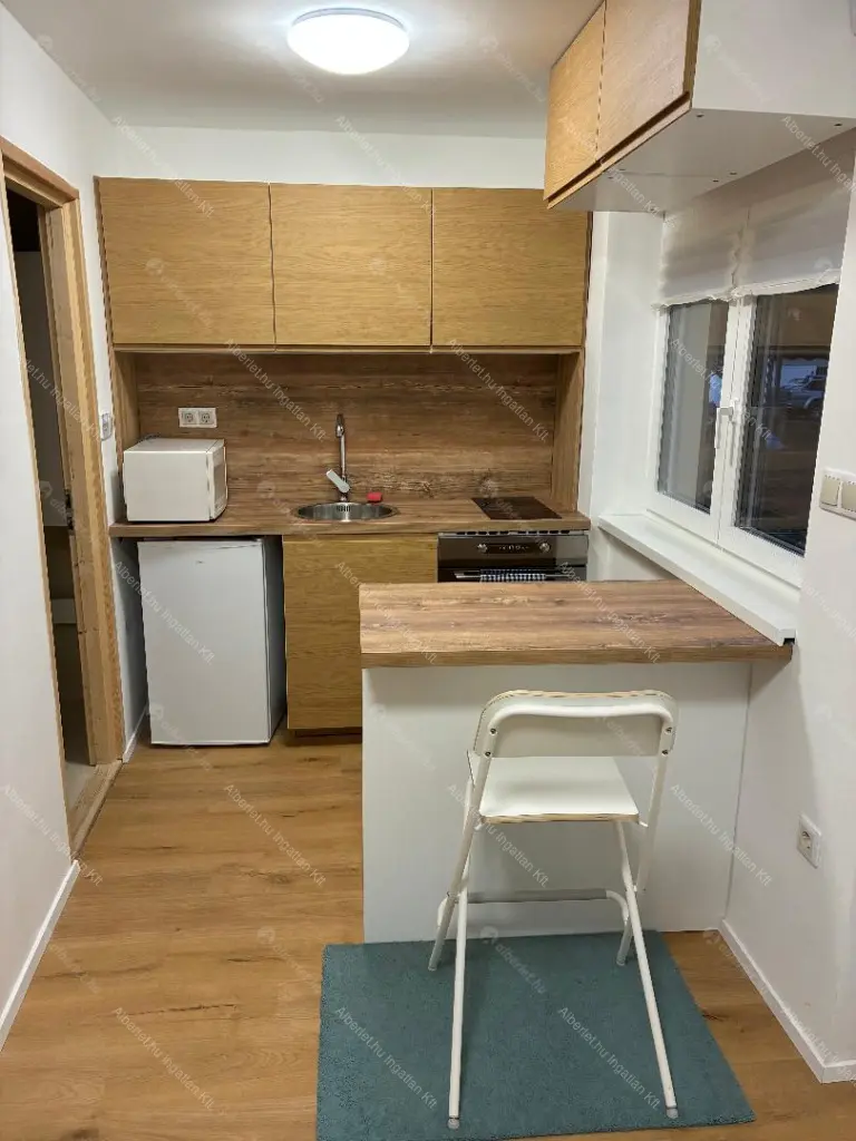 Kiadó albérlet 170000 Ft/hó áron: Budapest, XVI. kerület  Sóderos utca. Mérete: 20 nm, 1 szobás | Alberlet.hu - 6672018