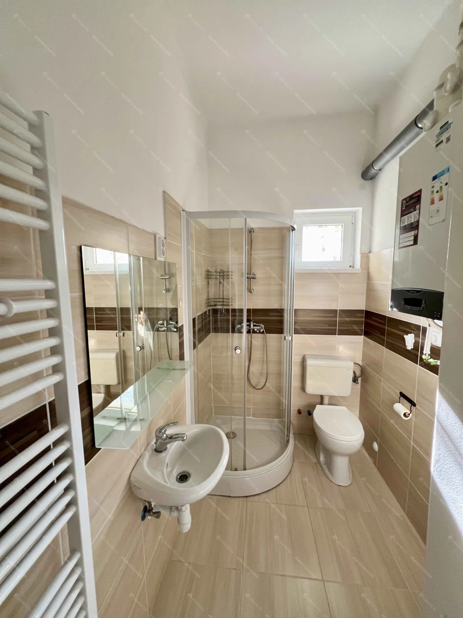 Kiadó albérlet 190000 Ft/hó áron: Budapest, XVI. kerület  Szérű utca. Mérete: 43 nm, 1 szobás | Alberlet.hu - 6653949