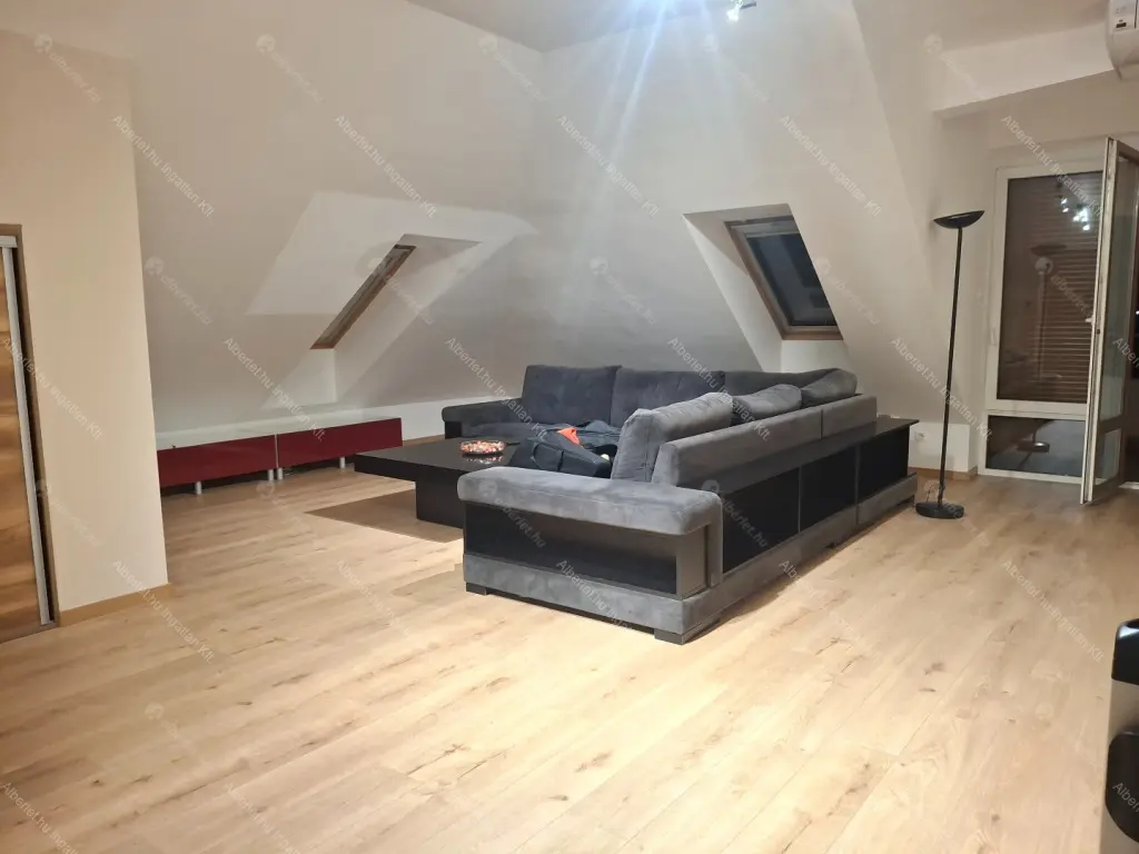 Kiadó albérlet 500000 Ft/hó áron: Budapest, XVI. kerület  Vágás utca. Mérete: 125 nm, 4 szobás | Alberlet.hu - 6650895