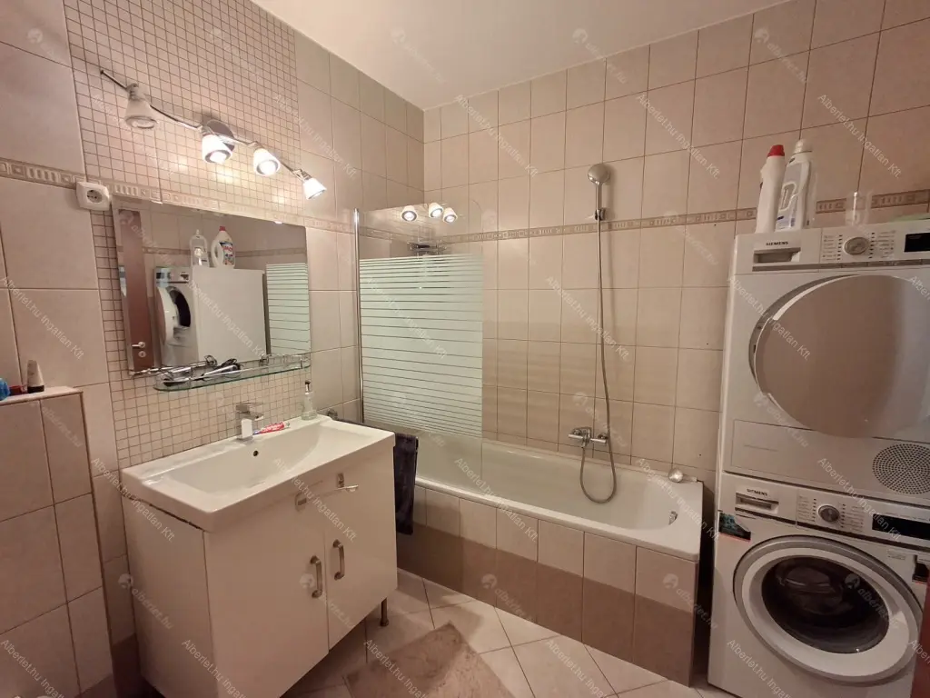 Kiadó albérlet 500000 Ft/hó áron: Budapest, XVI. kerület  Vágás utca. Mérete: 125 nm, 4 szobás | Alberlet.hu - 6650907