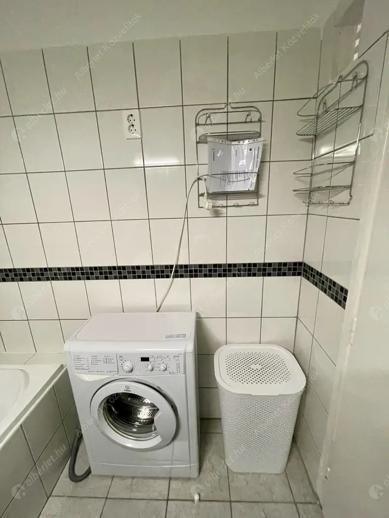 Kiadó albérlet 175000 Ft/hó áron: Budapest, XVI. kerület  Védő utca. Mérete: 39 nm, 1 szobás | Alberlet.hu - 5549662