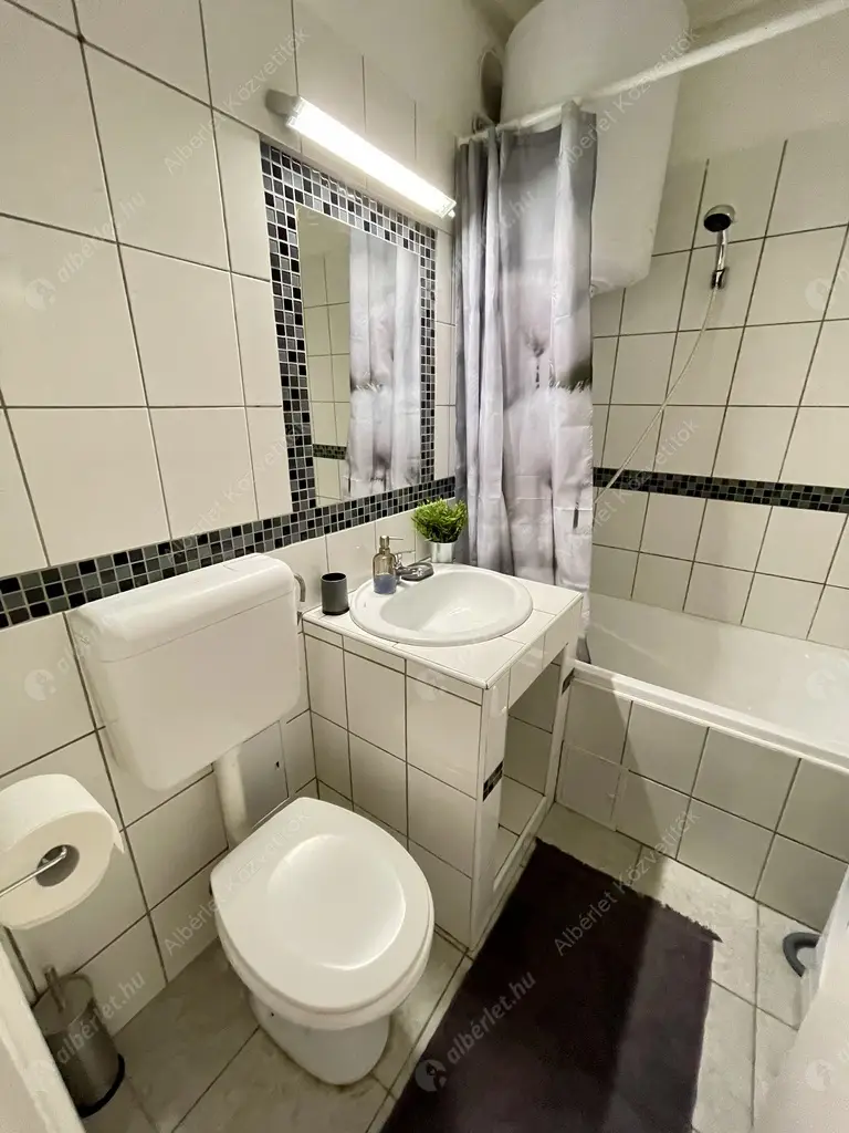 Kiadó albérlet 175000 Ft/hó áron: Budapest, XVI. kerület  Védő utca. Mérete: 39 nm, 1 szobás | Alberlet.hu - 5549663