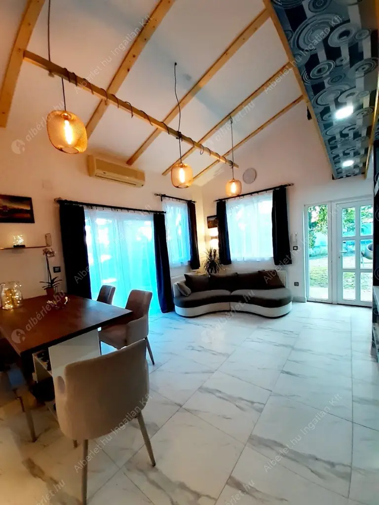 Kiadó albérlet 420000 Ft/hó áron: Budapest, XVI. kerület  Vidám vásár utca. Mérete: 80 nm, 4 szobás | Alberlet.hu - 6638516