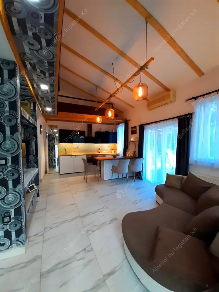 Kiadó albérlet 420000 Ft/hó áron: Budapest, XVI. kerület  Vidám vásár utca. Mérete: 80 nm, 4 szobás | Alberlet.hu - 6638524