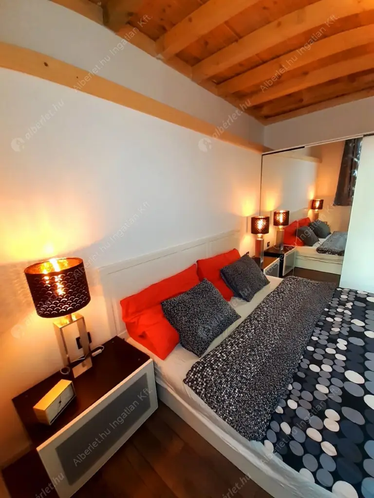 Kiadó albérlet 420000 Ft/hó áron: Budapest, XVI. kerület  Vidám vásár utca. Mérete: 80 nm, 4 szobás | Alberlet.hu - 6638532